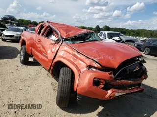 2017 Toyota Tacoma SR5 z VIN 5TFRZ5CN6HX045562, wystawiony jako Copart lot #47294661 z przebiegiem Nie podano mil oraz Szkoda całkowita • Salvage title. Historia ofert i sprzedaży dostępna na DreamBid. Obrazek 1.
