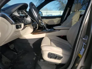 2017 BMW X5 xDrive35d with VIN 5UXKS4C30H0U04541, listed as a Copart auction lot 84384054 with 76,008 mi miles and Salvage Title. Bid and sale history available at carsss.com. Image 7.