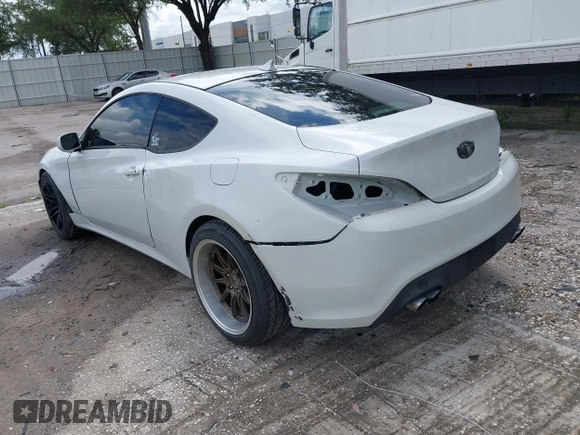 2013 Hyundai Genesis Coupe R-Spec with VIN KMHHT6KD0DU090273, listed as a IAAI auction lot 41304908 with 177,650 mi miles and . Bid and sale history available at DreamBid. Image 3.