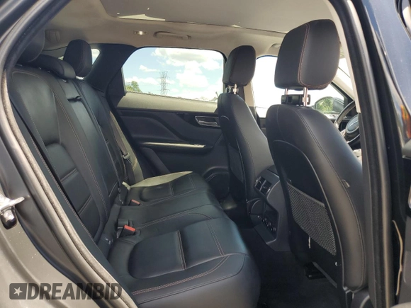 2019 Jaguar F-Pace 25t Prestige with VIN SADCK2FX4KA358775, listed as a Copart auction lot 61371745 with 79,775 mi miles and Non repairable. Bid and sale history available at DreamBid. Image 10.