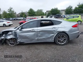 2020 Ford Fusion SEL с VIN 3FA6P0CD6LR130394, выставлен на аукционе IAAI как лот 42356025 с пробегом 115 294 миль миль и . История ставок и продаж доступна на DreamBid. Изображение 14.