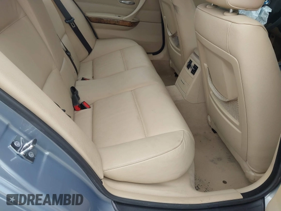 2006 BMW 3 Series 325i with VIN WBAVB135X6KX47659, listed as a IAAI auction lot 41915191 with 140,049 mi miles. Bid and sale history available at carsss.com. Image 8.