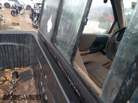 1993 Ford Ranger Splash with VIN 1FTCR10A1PUD05883, listed as a Copart auction lot 80445544 with 6,156 mi miles and Salvage title. Bid and sale history available at DreamBid. Image 10.