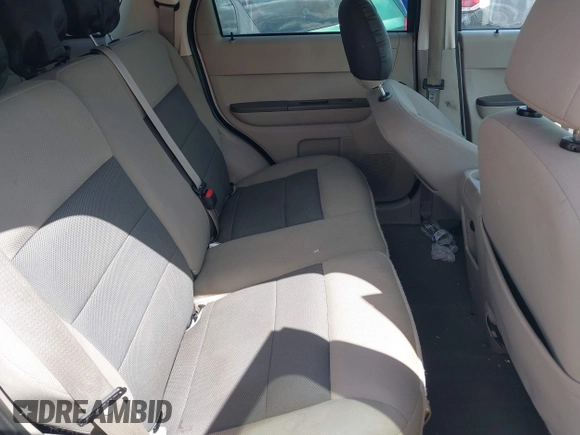 2008 Ford Escape Hybrid with VIN 1FMCU59H48KC09874, listed as a IAAI auction lot 42040477 with 85,839 mi miles and . Bid and sale history available at DreamBid. Image 8.