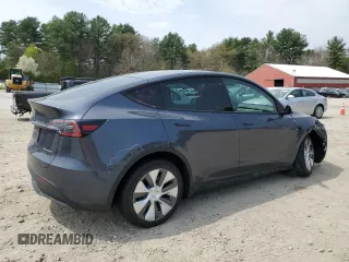 2023 Tesla Model Y Long Range with VIN 7SAYGDEE7PA031199, listed as a Copart auction lot 53876105 with 10,835 mi miles and Salvage Title. Bid and sale history available at DreamBid. Image 3.