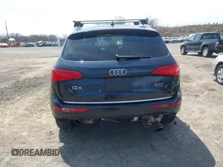 2017 Audi Q5 Premium Plus z VIN WA1L2AFP8HA012057, wystawiony jako IAAI lot #42055794 z przebiegiem 99 416 mil mil oraz . Historia ofert i sprzedaży dostępna na DreamBid. Obrazek 6.