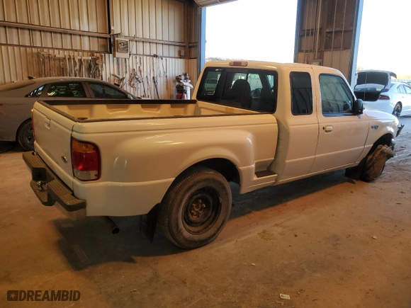 1998 Ford Ranger XL with VIN 1FTYR14U7WPB14332, listed as a Copart auction lot 81559144 with 113,844 mi miles and Salvage Title. Bid and sale history available at carsss.com. Image 3.