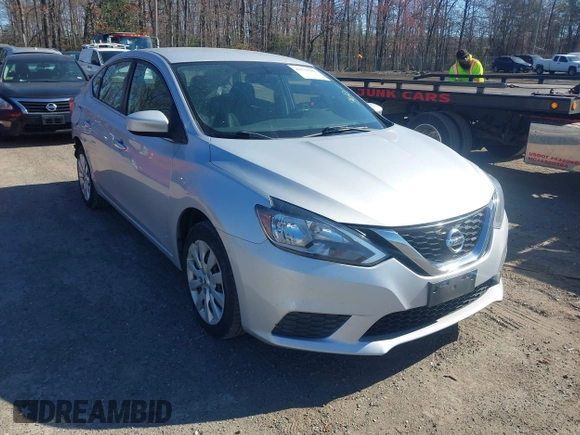 2017 Nissan Sentra SR with VIN 3N1AB7AP6HL662735, listed as a IAAI auction lot 41792782 with 143,198 mi miles and . Bid and sale history available at DreamBid. Image 1.