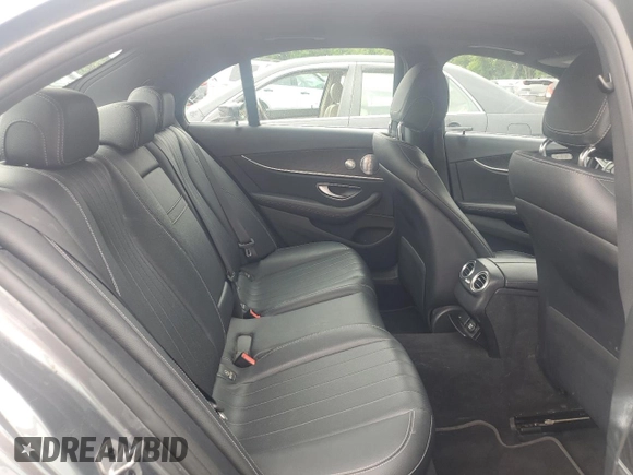 2019 Mercedes-Benz E 300 with VIN WDDZF4KB7KA553856, listed as a Copart auction lot 61025735 with 59,001 mi miles and Salvage title. Bid and sale history available at DreamBid. Image 10.