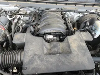 2017 Chevrolet Silverado 1500 LT with VIN 1GCRCREC2HZ266701, listed as a Copart auction lot 68670215 with 133,098 mi miles and Salvage title. Bid and sale history available at DreamBid. Image 14.