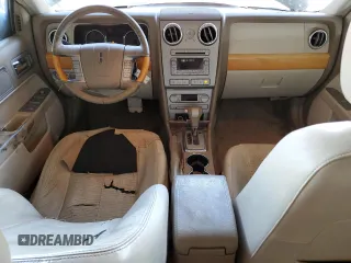 2009 Lincoln MKZ z VIN 3LNHM26T89R630393, wystawiony jako Copart lot #55234315 z przebiegiem 133 795 mil mil oraz Szkoda całkowita • Salvage title. Historia ofert i sprzedaży dostępna na DreamBid. Obrazek 8.