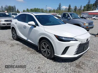 2024 Lexus RX 350 z VIN 2T2BAMCA1RC043570, wystawiony jako IAAI lot #42147663 z przebiegiem 12 939 mil mil oraz . Historia ofert i sprzedaży dostępna na DreamBid. Obrazek 1.