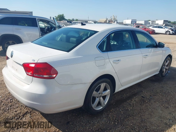 2012 Volkswagen Passat SE with VIN 1VWBH7A32CC091887, listed as a IAAI auction lot 41996295 with 163,011 mi miles. Bid and sale history available at carsss.com. Image 4.