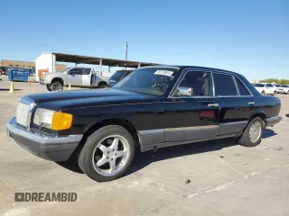 1989 Mercedes-Benz 420 420SEL with VIN WDBCA35E4KA475467, listed as a Copart auction lot 80720634 with 140,418 mi miles and Clean Title. Bid and sale history available at carsss.com. Image 1.