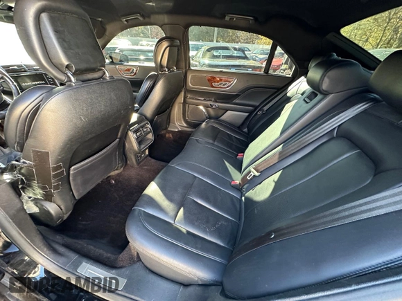 2017 Lincoln Continental Livery with VIN 1LN6L9UK9H5617828, listed as a Copart auction lot 54479645 with 236,983 mi miles and Clean Title. Bid and sale history available at carsss.com. Image 6.