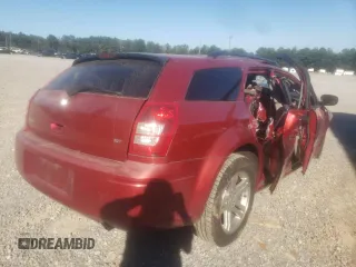 2005 Dodge Magnum RT z VIN 2D8GV58215H680739, wystawiony jako Copart lot #61396342 z przebiegiem Nie podano mil oraz Szkoda całkowita • Salvage title. Historia ofert i sprzedaży dostępna na DreamBid. Obrazek 4.