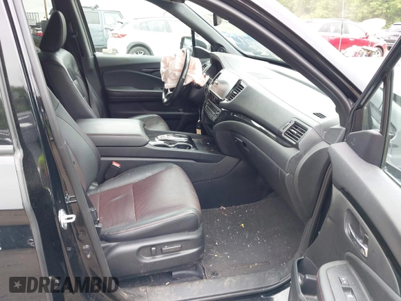 2024 Honda Ridgeline Black Edition with VIN 5FPYK3F83RB012452, listed as a IAAI auction lot 42422754 with 26,475 mi miles and . Bid and sale history available at DreamBid. Image 5.