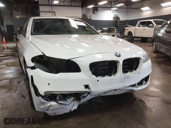 2014 BMW 5 Series 528i xDrive with VIN WBA5A7C57ED612230, listed as a IAAI auction lot 41586318 with 148,676 mi miles and . Bid and sale history available at DreamBid. Image 6.