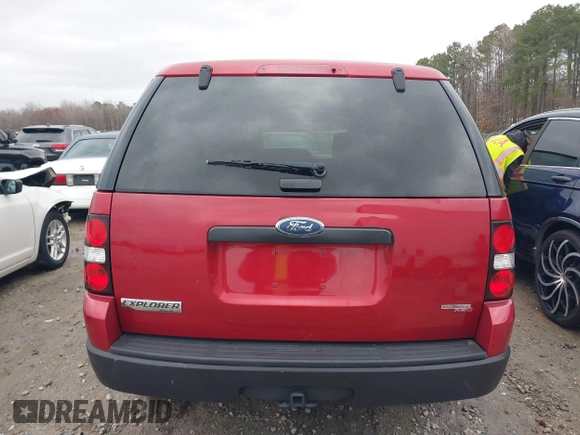 2007 Ford Explorer Eddie Bauer z VIN 1FMEU64E47UA62406, wystawiony jako IAAI lot #41721334 z przebiegiem 98 896 mil mil oraz . Historia ofert i sprzedaży dostępna na DreamBid. Obrazek 16.