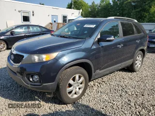 2012 Kia Sorento LX z VIN 5XYKTCA65CG231348, wystawiony jako Copart lot #60895375 z przebiegiem Nie podano mil oraz Czysty tytuł • Clean title. Historia ofert i sprzedaży dostępna na DreamBid. Obrazek 1.