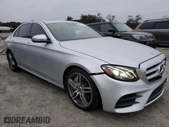2018 Mercedes-Benz E-Class E 300 with VIN WDDZF4JB6JA486392, listed as a Copart auction lot 67290962 with 38,970 mi miles. Bid and sale history available at carsss.com. Image 4.