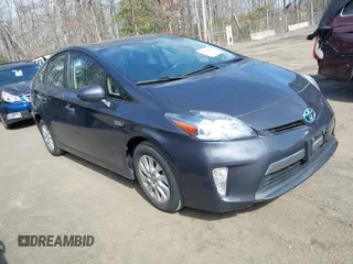 2013 Toyota Prius with VIN JTDKN3DPXD3034972, listed as a IAAI auction lot 41814898 with 137,170 mi miles and . Bid and sale history available at DreamBid. Image 1.