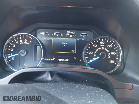 2015 Ford F-150 XLT with VIN 1FTEW1EG2FFC78324, listed as a IAAI auction lot 40708845 with 123,939 mi miles. Bid and sale history available at carsss.com. Image 7.