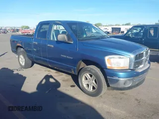 2006 Dodge 1500 ST with VIN 1D7HU18N56J153379, listed as a IAAI auction lot 42147708 with 185,206 mi miles. Bid and sale history available at carsss.com. Image 1.