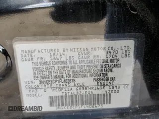 2015 Nissan Note SV z VIN 3N1CE2CP1FL402675, wystawiony jako Copart lot #58724275 z przebiegiem 96 786 mil mil oraz Szkoda całkowita • Salvage title. Historia ofert i sprzedaży dostępna na DreamBid. Obrazek 12.