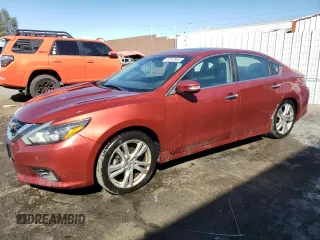 2016 Nissan Altima SL z VIN 1N4BL3AP6GC117903, wystawiony jako Copart lot #49747655 z przebiegiem 130 490 mil mil oraz Czysty tytuł • Clean title. Historia ofert i sprzedaży dostępna na DreamBid. Obrazek 1.