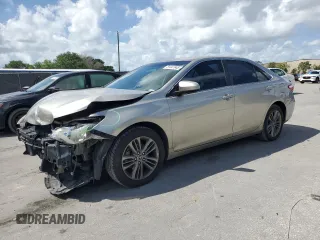 2016 Toyota Camry XLE with VIN 4T1BF1FK1GU504268, listed as a Copart auction lot 51447845 with 134,218 mi miles and Salvage Title. Bid and sale history available at carsss.com. Image 1.