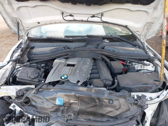 2007 BMW 5 Series 530i with VIN WBANE73537CM56751, listed as a IAAI auction lot 41461577 with 218,059 mi miles. Bid and sale history available at carsss.com. Image 10.