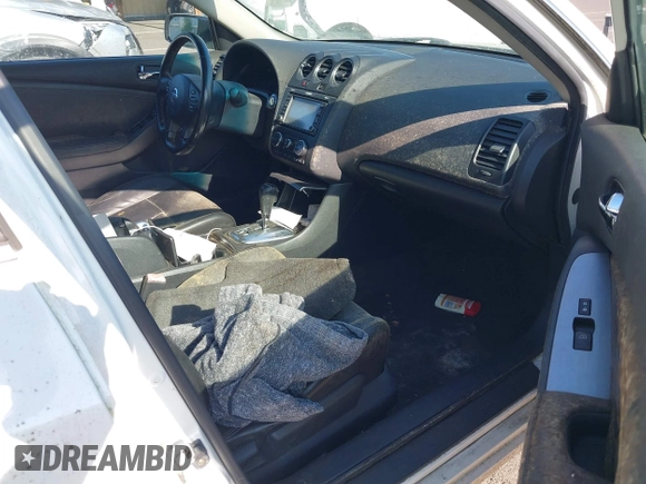 2011 Nissan Altima SR with VIN 1N4BL2AP4BN496570, listed as a IAAI auction lot 42687045 with 138,866 mi miles and . Bid and sale history available at DreamBid. Image 5.
