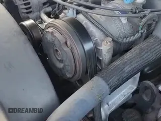 1996 Chevrolet Tahoe z VIN 3GNEK18R8TG106745, wystawiony jako IAAI lot #42621018 z przebiegiem 110 593 mil mil oraz . Historia ofert i sprzedaży dostępna na DreamBid. Obrazek 15.