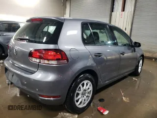 2013 Volkswagen Golf w/Conv & Sunroof с VIN WVWDB7AJ9DW103903, выставлен на аукционе Copart как лот 45702505 с пробегом 59 718 миль миль и Списание • Salvage title. История ставок и продаж доступна на DreamBid. Изображение 3.