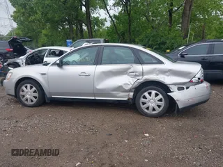 2008 Ford Taurus Limited z VIN 1FAHP25WX8G185318, wystawiony jako IAAI lot #42298692 z przebiegiem 129 103 mil mil oraz . Historia ofert i sprzedaży dostępna na DreamBid. Obrazek 14.