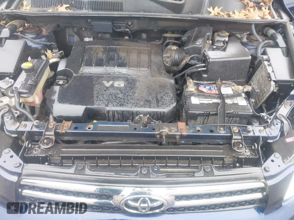 2006 Toyota RAV4 Limited with VIN JTMBK31V866003328, listed as a IAAI auction lot 41974713 with 231,948 mi miles. Bid and sale history available at carsss.com. Image 10.