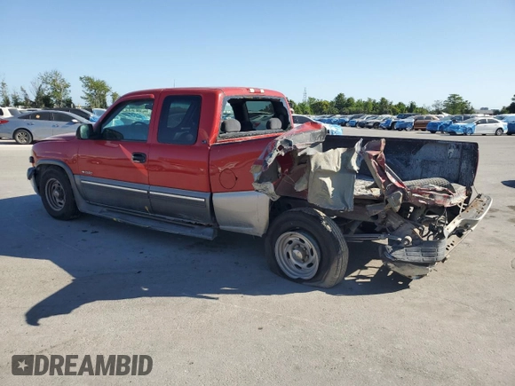 2000 Chevrolet Silverado 1500 LS with VIN 2GCEC19V4Y1223109, listed as a Copart auction lot 53562275 with 180,352 mi miles and Salvage Title. Bid and sale history available at carsss.com. Image 2.