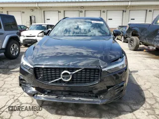 2021 Volvo XC60 R-Design z VIN YV4A22RM9M1887255, wystawiony jako Copart lot #49190384 z przebiegiem 38 905 mil mil oraz Szkoda całkowita • Salvage title. Historia ofert i sprzedaży dostępna na DreamBid. Obrazek 5.
