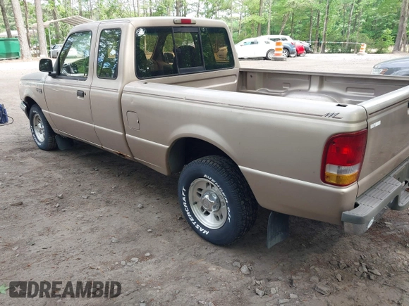 1996 Ford Ranger Splash with VIN 1FTCR14X6TTA69715, listed as a IAAI auction lot 42220603 with 292,607 mi miles and . Bid and sale history available at DreamBid. Image 3.