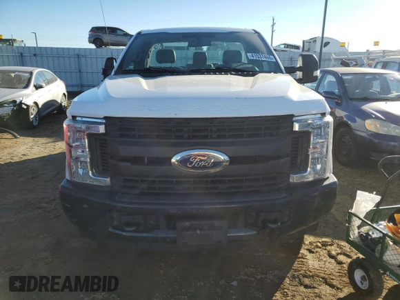 2019 Ford Super Duty F-250 SRW XL with VIN 1FTBF2A65KED83977, listed as a Copart auction lot 41537465 with 97,457 mi miles and Salvage Title. Bid and sale history available at carsss.com. Image 5.