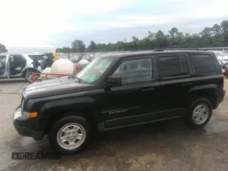 2013 Jeep Patriot Sport z VIN 1C4NJPBA9DD108892, wystawiony jako IAAI lot #42780674 z przebiegiem 133 161 mil mil oraz . Historia ofert i sprzedaży dostępna na DreamBid. Obrazek 14.