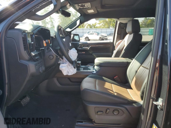 2024 Chevrolet Silverado 1500 High Country with VIN 1GCUDJEL6RZ126841, listed as a Copart auction lot 68717724 with 8,689 mi miles and Salvage Title. Bid and sale history available at DreamBid. Image 7.