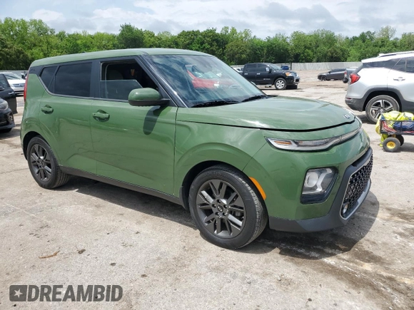 2020 Kia Soul EX with VIN KNDJ33AU8L7044323, listed as a Copart auction lot 55261965 with 62,403 mi miles and Clean Title. Bid and sale history available at carsss.com. Image 4.