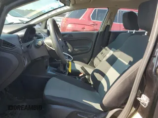 2015 Ford Fiesta S z VIN 3FADP4AJ4FM160907, wystawiony jako Copart lot #63434595 z przebiegiem 109 231 mil mil oraz Szkoda całkowita • Salvage title. Historia ofert i sprzedaży dostępna na DreamBid. Obrazek 7.