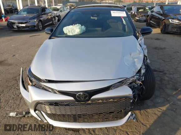2021 Toyota Corolla Hatchback SE with VIN JTNB4MBE8M3145946, listed as a IAAI auction lot 41179942 with 41,607 mi miles. Bid and sale history available at carsss.com. Image 12.