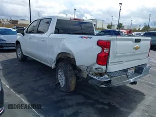 2022 Chevrolet Silverado 1500 LT with VIN 3GCUDDED6NG573769, listed as a IAAI auction lot 41788456 with 53,748 mi miles and . Bid and sale history available at DreamBid. Image 3.