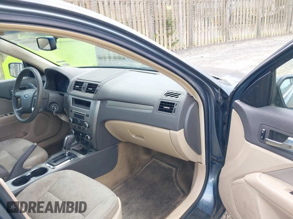 2012 Ford Fusion SE with VIN 3FAHP0HA5CR264255, listed as a IAAI auction lot 42649304 with 127,463 mi miles and . Bid and sale history available at DreamBid. Image 5.