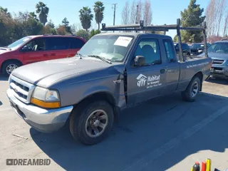 2000 Ford Ranger XL with VIN 1FTYR14V2YPA47330, listed as a IAAI auction lot 41762086 with 175,153 mi miles. Bid and sale history available at carsss.com. Image 2.