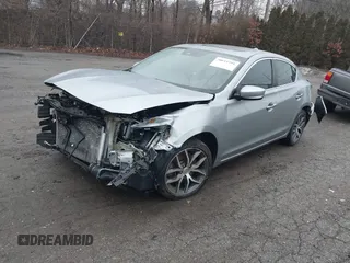 2019 Acura ILX w/Premium Pkg with VIN 19UDE2F78KA014830, listed as a IAAI auction lot 38611591 with 70,944 mi miles. Bid and sale history available at carsss.com. Image 2.